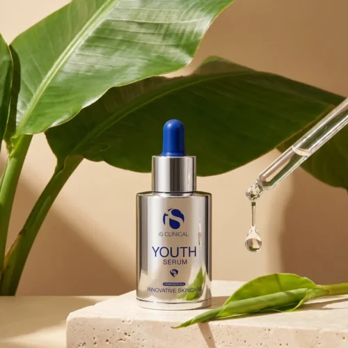 iS CLINICAL Youth Serum studio photo