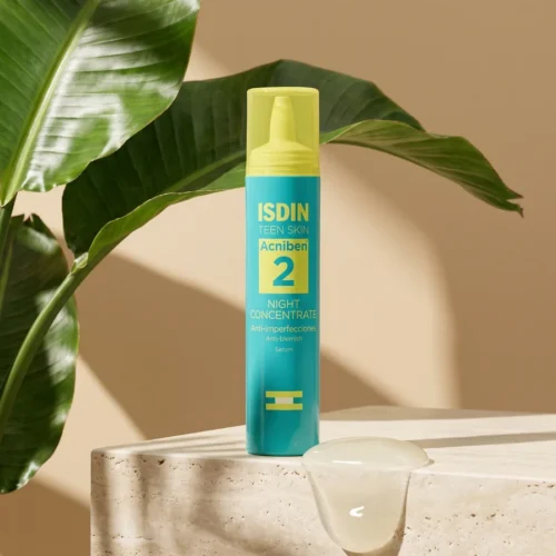 ISDIN Acniben Anti-Blemish Night Concentrate studio photo