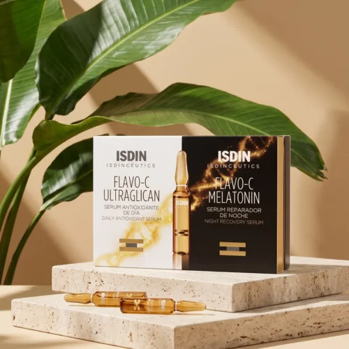 ISDIN Isdinceutics Flavo-C Day & Night Ampoules studio photo