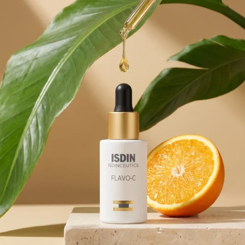 ISDIN Isdinceutics Flavo-C Serum studio photo