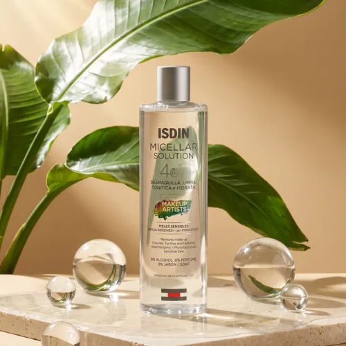 ISDIN Micellar Solution studio photo