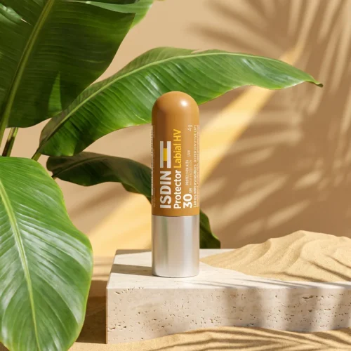 ISDIN Protector Labial HV Lip Balm SPF 30 studio photo