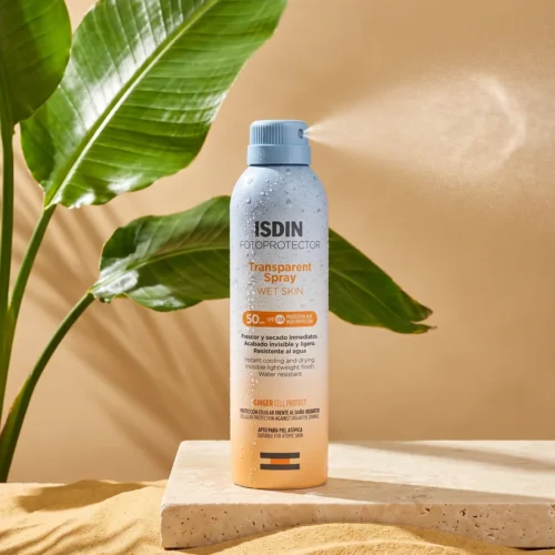 ISDIN Transparent Spray Wet Skin SPF 50 studio photo